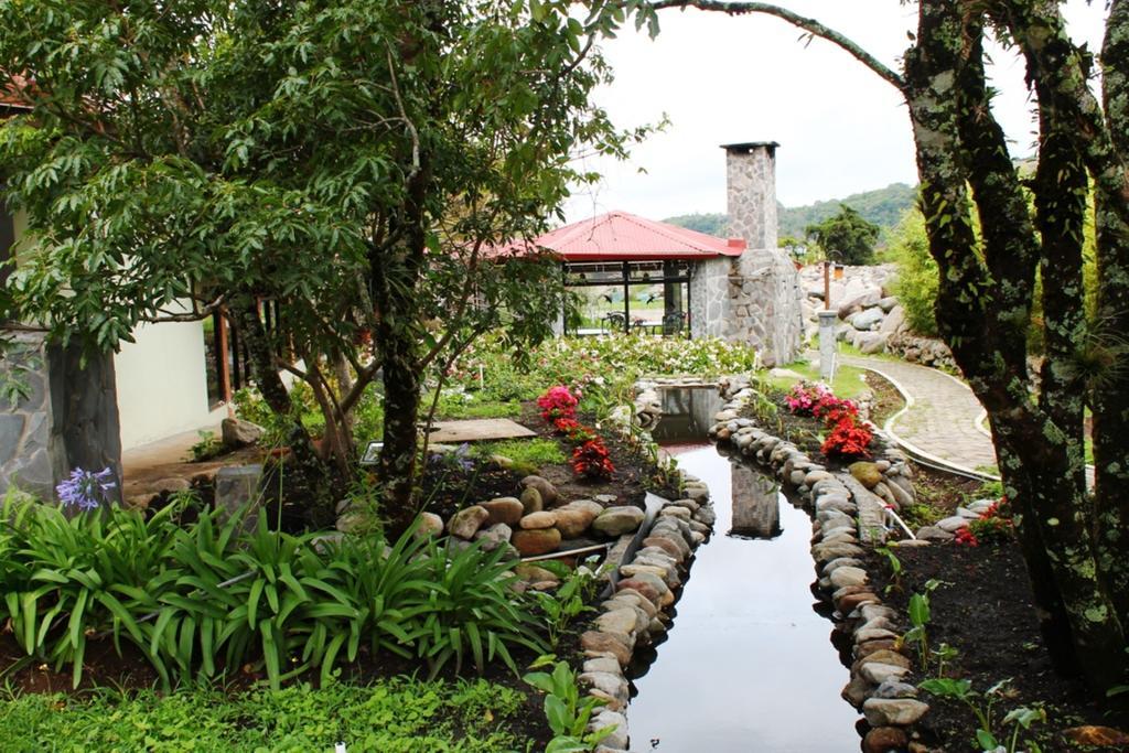 El Oasis Hotel Y Restaurante Boquete Kültér fotó